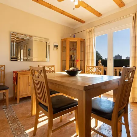 Abahana Villas Artemis *